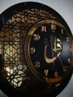 DUVAR SAATİ 50 CM AHŞAP AYNA ELİF VAV MOTİFLİ - Görsel 3